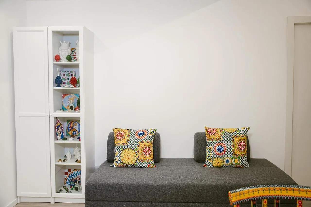 Il Moro Boutique Apartment Catania 0*,  Italy